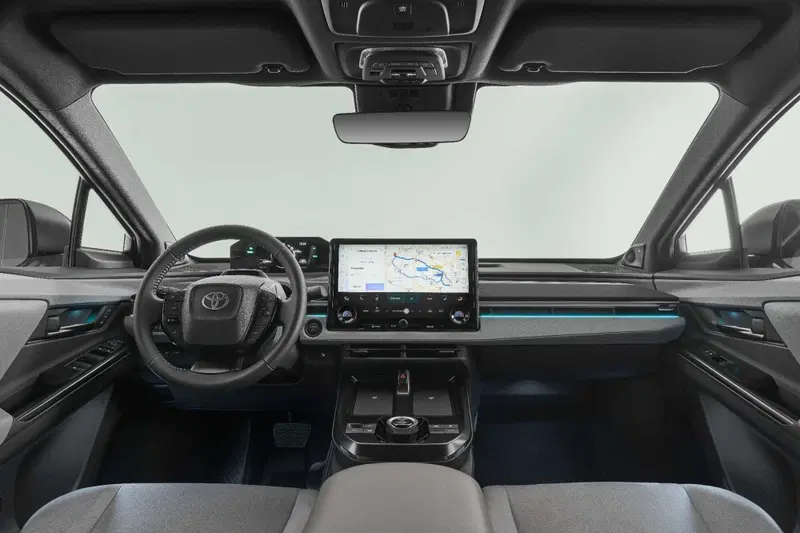 Interni Toyota CH-R+