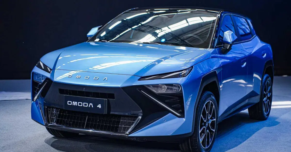 Omoda 4: la SUV cinese dal design futuristico pronta a sfidare i big europei, da circa 20.000 euro [VIDEO]