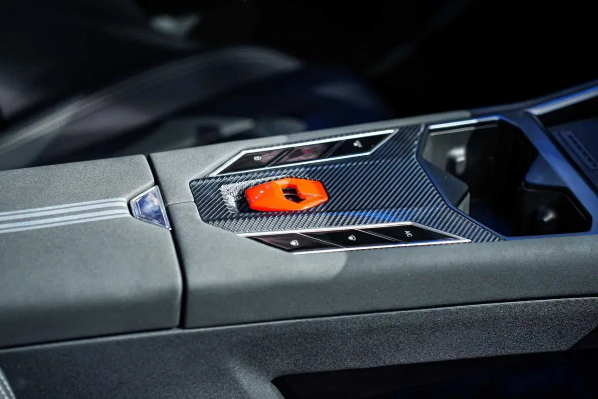 Omoda 4: la SUV cinese dal design futuristico pronta a sfidare i big europei, da circa 20.000 euro (3)