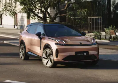 Lynk & Co 08: il SUV plug-in che segna l’evoluzione tecnologica del marchio 