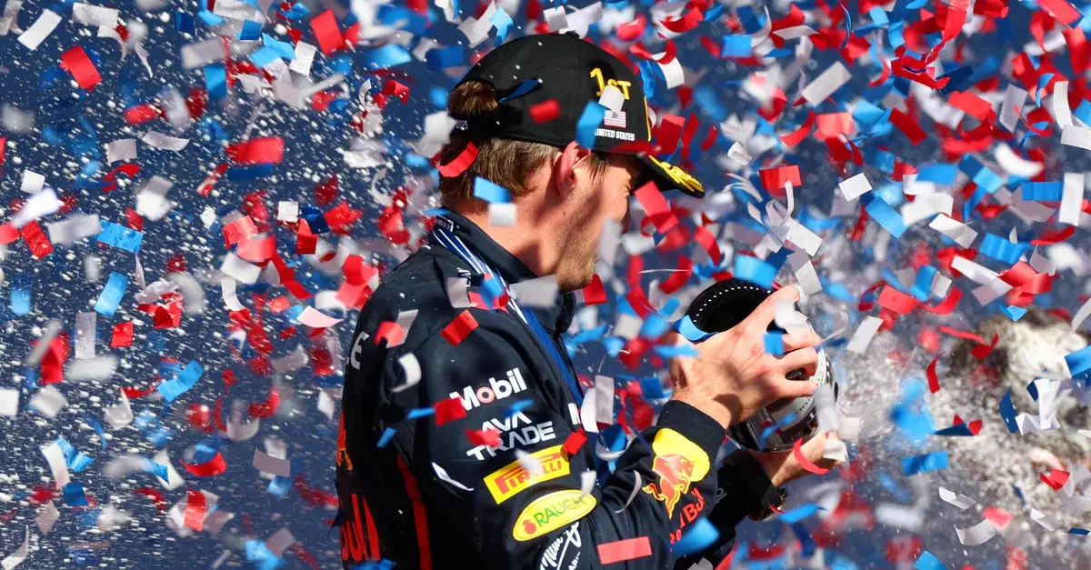 F1. "Max Verstappen non smette pi&ugrave; di sorprenderci": Helmut Marko svela il segreto dell'olandese