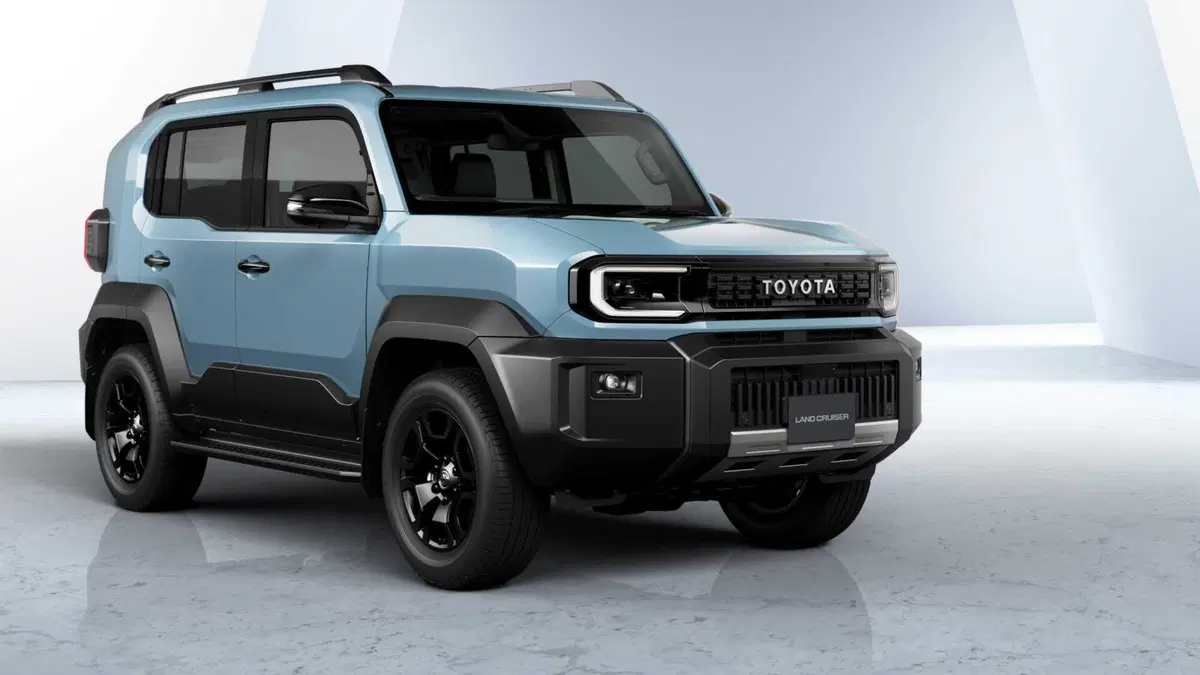 Toyota Land Cruiser FJ 2026, ora è ufficiale: il ritorno dello spirito originale, tra libertà e avventura (2)