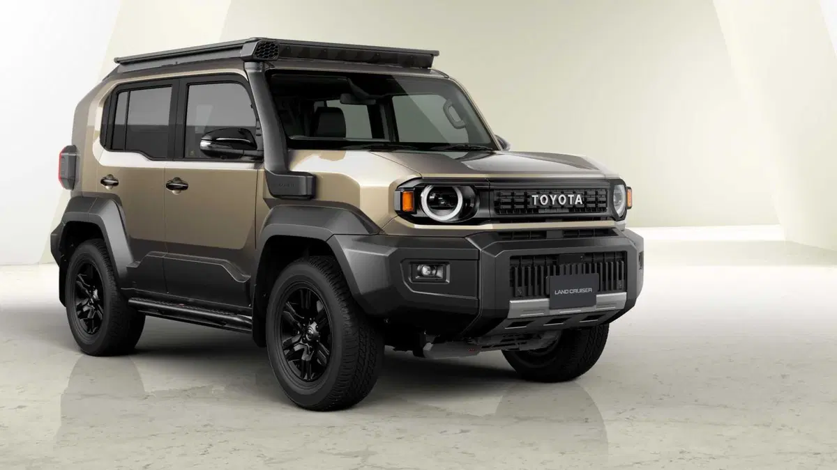 Toyota Land Cruiser FJ 2026, ora è ufficiale: il ritorno dello spirito originale, tra libertà e avventura (4)