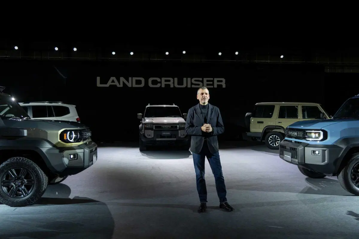 Toyota Land Cruiser FJ 2026, ora è ufficiale: il ritorno dello spirito originale, tra libertà e avventura (31)