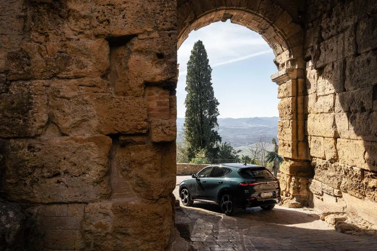 Alfa Romeo Tonale 2026: il restyling che conquista con stile italiano, diesel incluso (24)