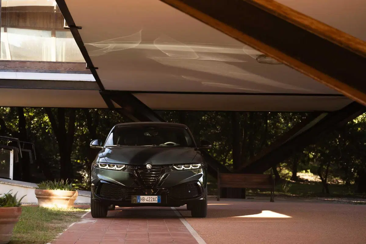 Alfa Romeo Tonale 2026: il restyling che conquista con stile italiano, diesel incluso (45)