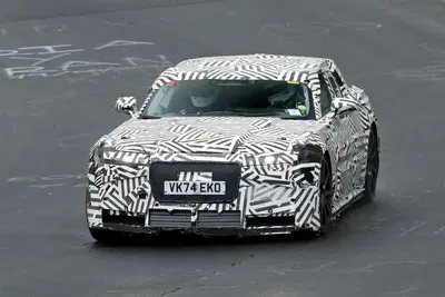 Jaguar Type 00: primi avvistamenti al N&uuml;rburgring per la nuova Gran Turismo elettrica del marchio britannico