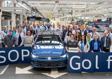 E chi lo avrebbe mai detto? Volkswagen ferma la produzione di Golf per colpa di qualche chip