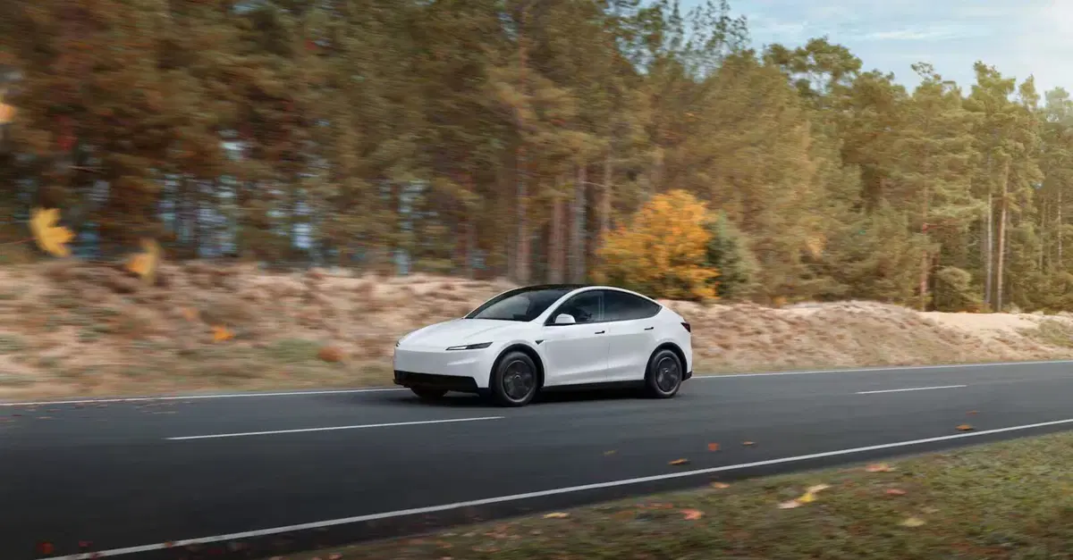 Tesla richiama quasi 13.000 auto negli USA: rischio perdita di potenza per Model 3 e Model Y