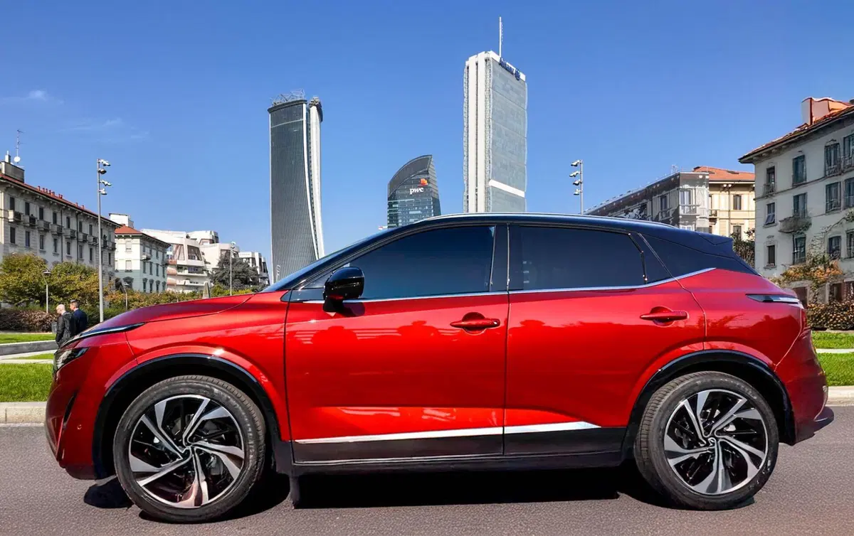 Nissan Qashqai e‑POWER 2025: efficienza da ibrido intelligente e guida silenziosa [VIDEO] 