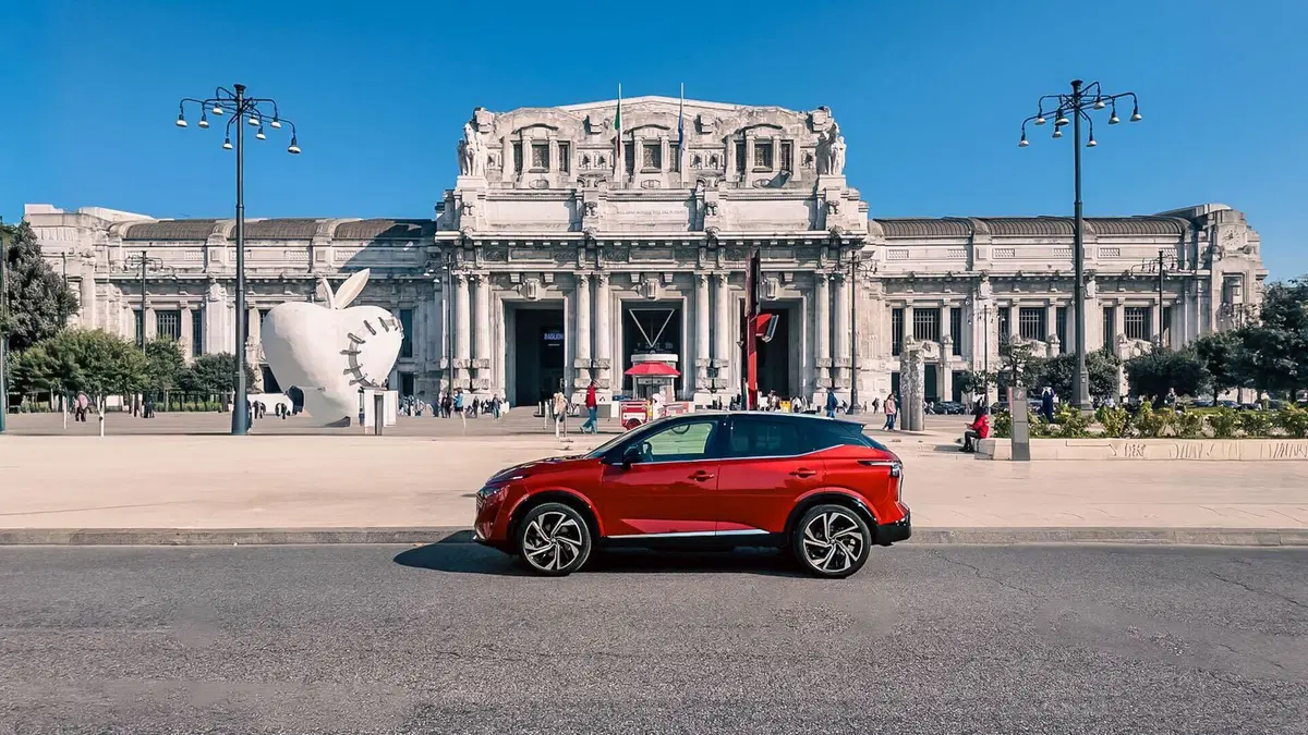 Nissan Qashqai e‑POWER 2025: efficienza da ibrido intelligente e guida silenziosa [VIDEO]  (2)