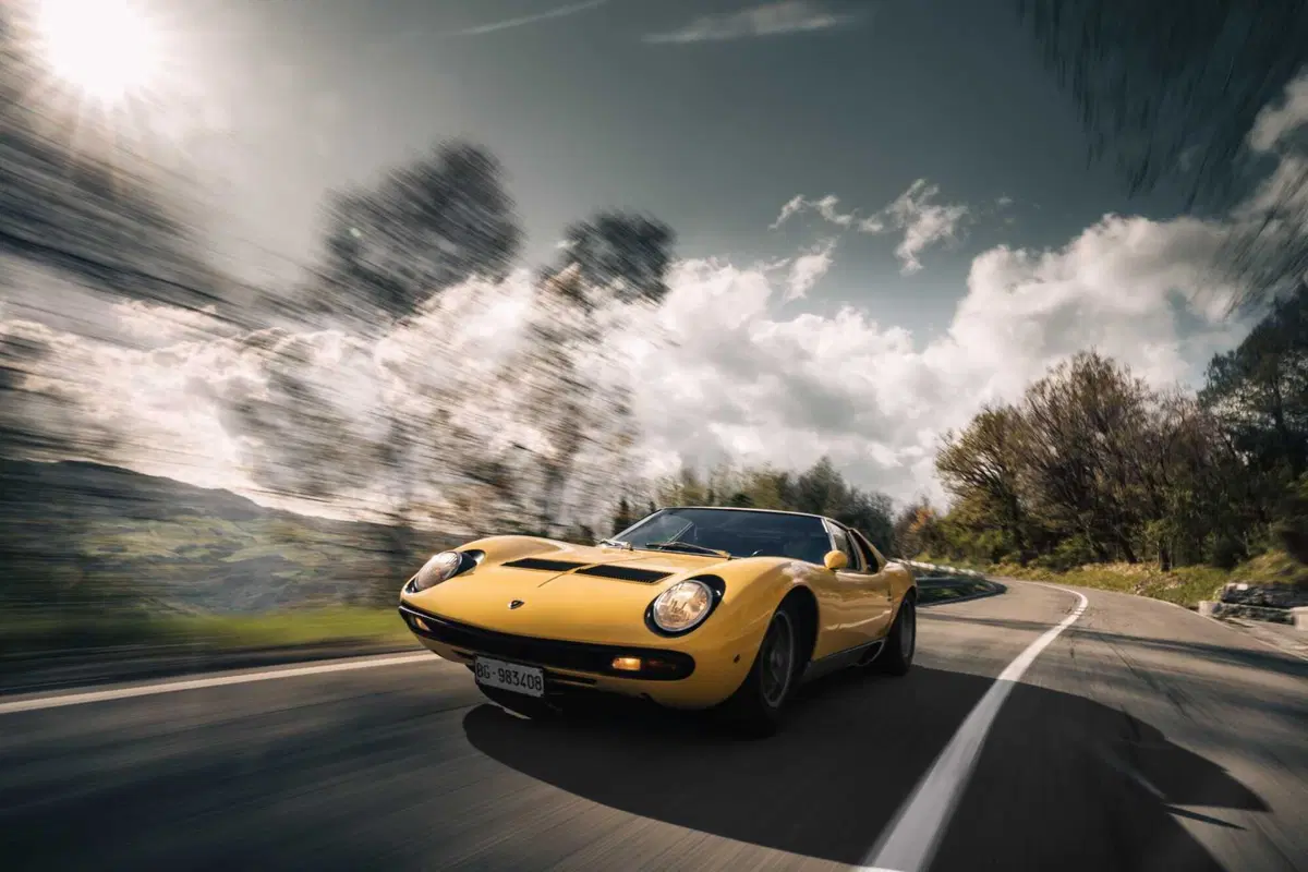 Lamborghini celebra i 60 anni della Miura con un tour dedicato: il Polo Storico chiude il suo decennale ad Auto e Moto d’Epoca (3)