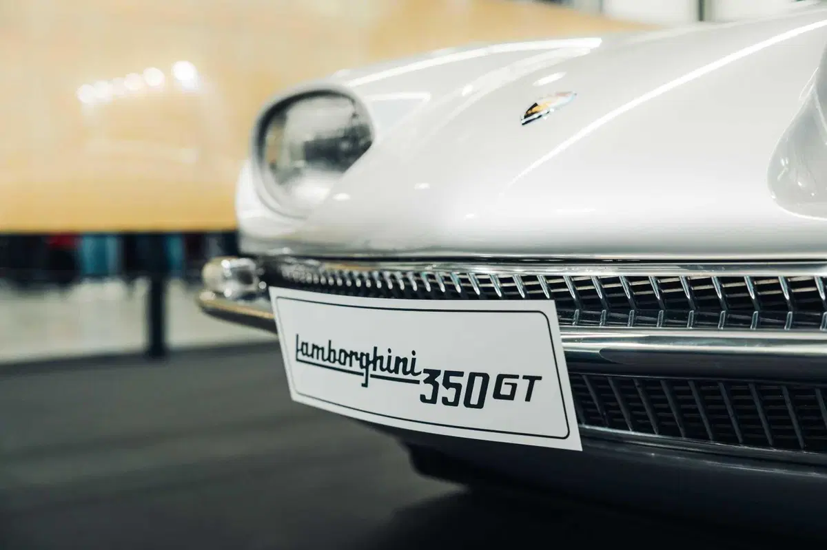 Lamborghini celebra i 60 anni della Miura con un tour dedicato: il Polo Storico chiude il suo decennale ad Auto e Moto d’Epoca (16)