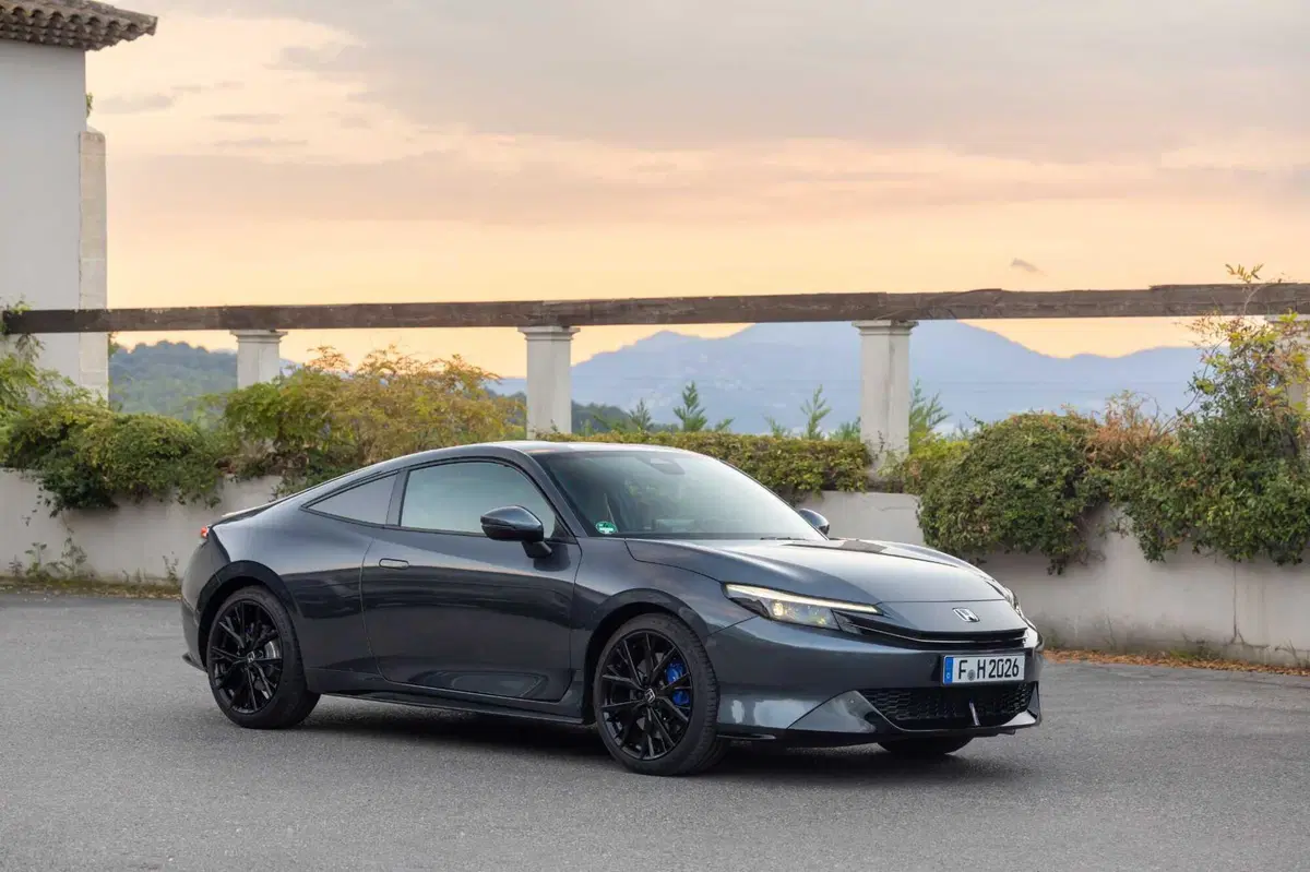 Il ritorno della Honda Prelude: l’icona sportiva entra nell’era dell’elettrificazione [VIDEO] (7)