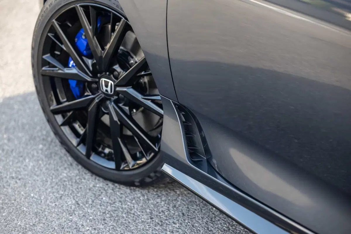Il ritorno della Honda Prelude: l’icona sportiva entra nell’era dell’elettrificazione [VIDEO] (13)