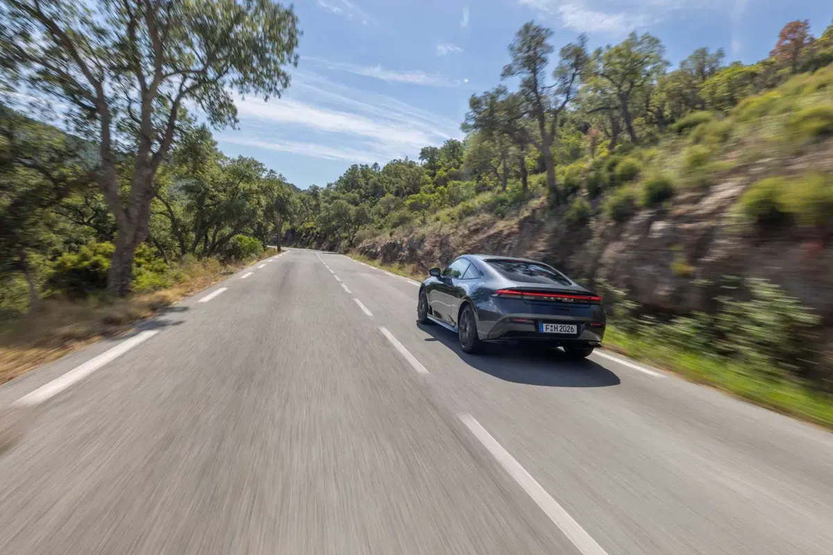 Il ritorno della Honda Prelude: l’icona sportiva entra nell’era dell’elettrificazione [VIDEO] (25)