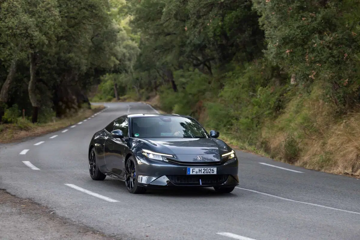Il ritorno della Honda Prelude: l’icona sportiva entra nell’era dell’elettrificazione [VIDEO] (29)