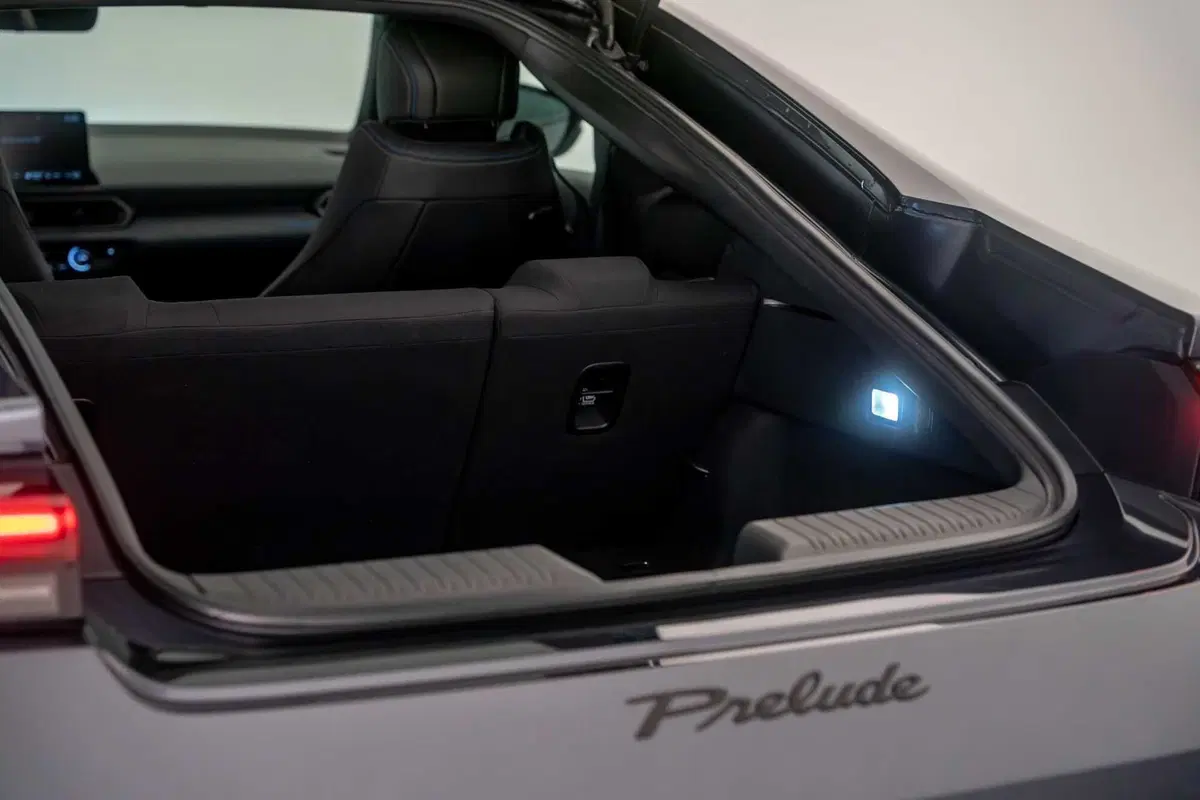 Il ritorno della Honda Prelude: l’icona sportiva entra nell’era dell’elettrificazione [VIDEO] (34)