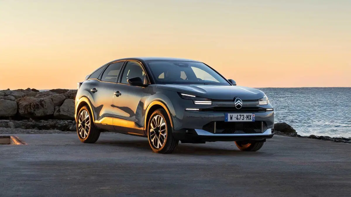 Citroen C4 1.2 puretech You s&s 100cv (2)