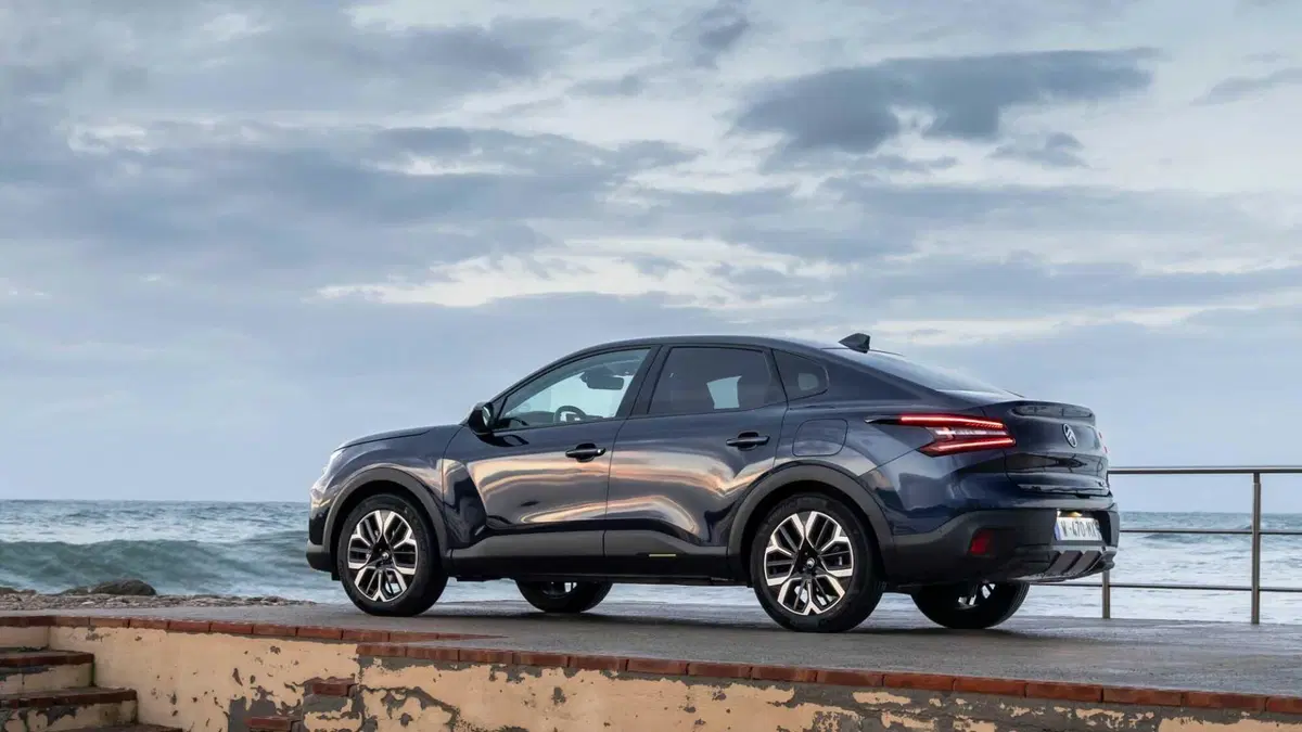 Citroen C4 X (7)