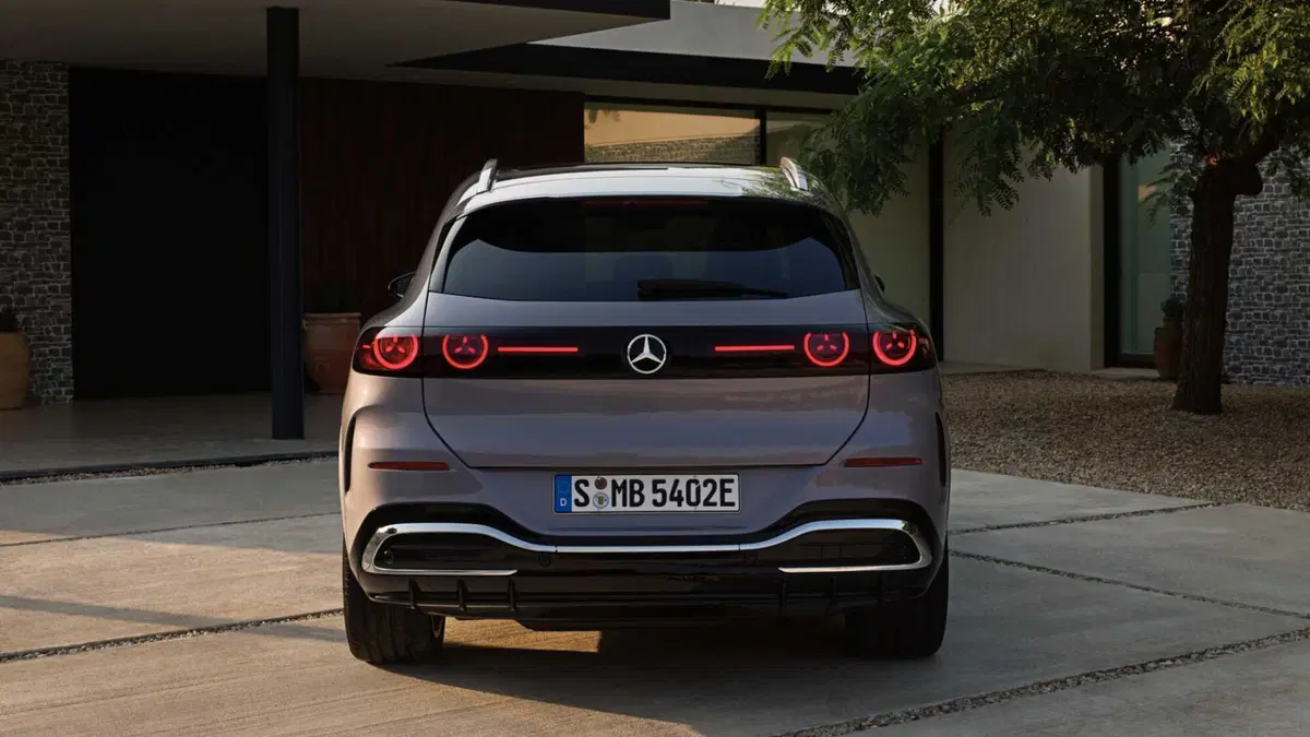 Mercedes-Benz GLC Elettrica 400 AMG Line Advanced 4matic (13)