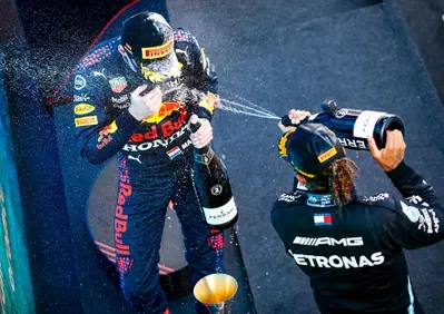 F1, Norris spiazza tutti: La lotta al titolo nel 2021 tra Verstappen e Hamilton era più semplice di quella che sto affrontando oggi. Ecco perché