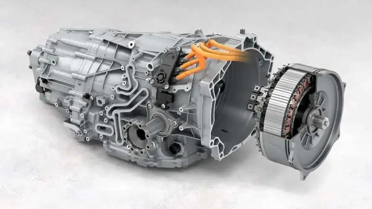 Porsche 911 Turbo S 992.2 T-Hybrid: 711 cavalli di futuro senza turbo lag [VIDEO] (7)