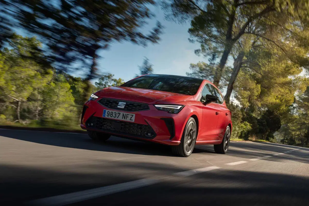 Nuove SEAT Ibiza e Arona 2026: stesso spirito giovane, ma più mature che mai  (12)