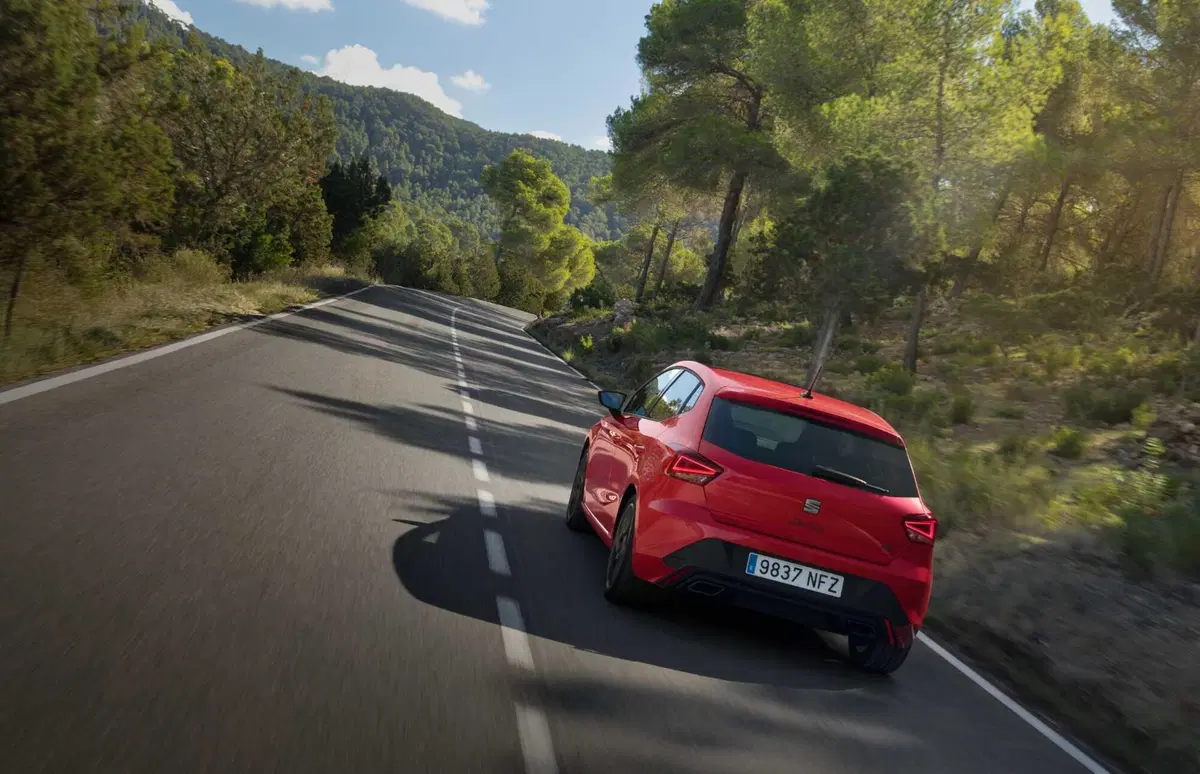 Nuove SEAT Ibiza e Arona 2026: stesso spirito giovane, ma più mature che mai  (35)