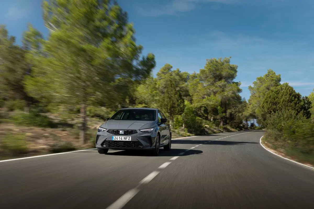 Nuove SEAT Ibiza e Arona 2026: stesso spirito giovane, ma più mature che mai  (11)