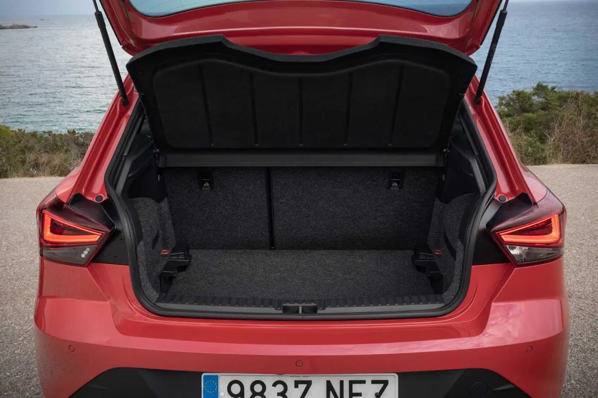 Nuove SEAT Ibiza e Arona 2026: stesso spirito giovane, ma più mature che mai  (16)
