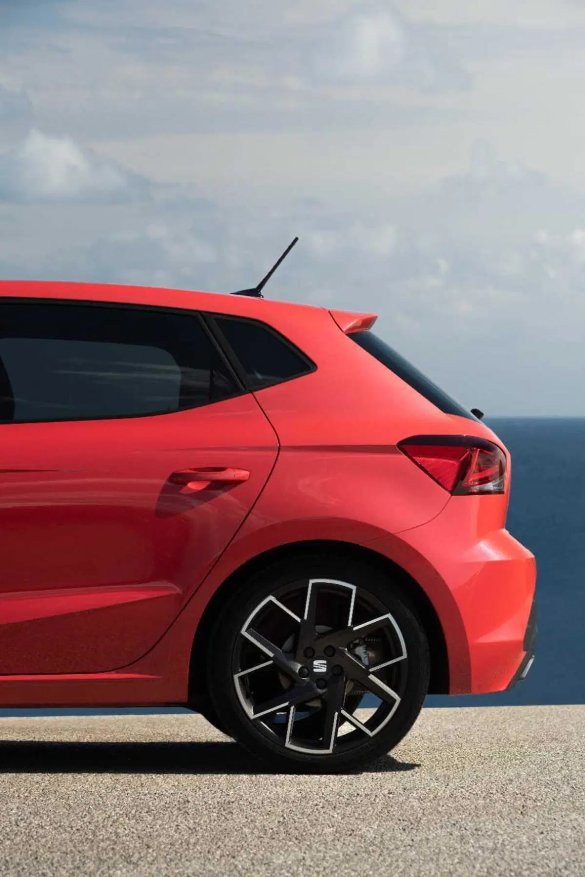 Nuove SEAT Ibiza e Arona 2026: stesso spirito giovane, ma più mature che mai  (23)