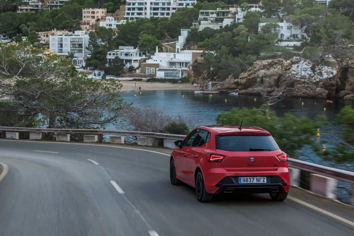 Nuove SEAT Ibiza e Arona 2026: stesso spirito giovane, ma più mature che mai  (43)