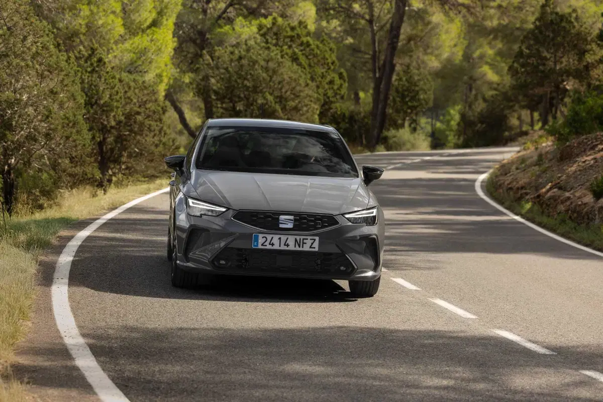 Nuove SEAT Ibiza e Arona 2026: stesso spirito giovane, ma più mature che mai  (46)