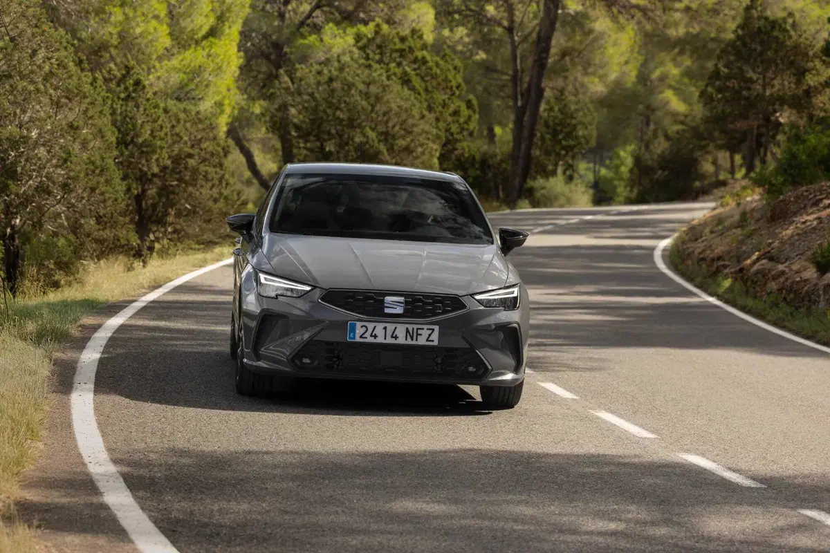 Nuove SEAT Ibiza e Arona 2026: stesso spirito giovane, ma più mature che mai  (69)