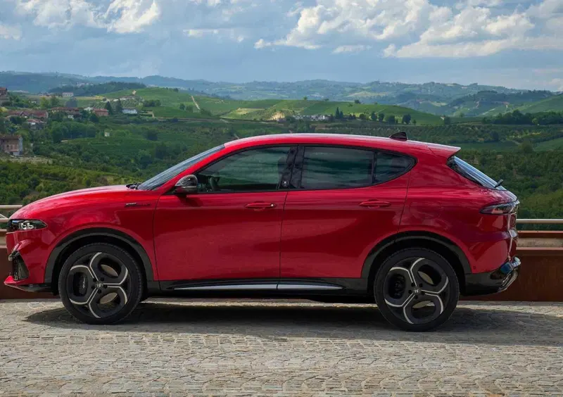 Alfa Romeo Tonale (2022-->>) (5)
