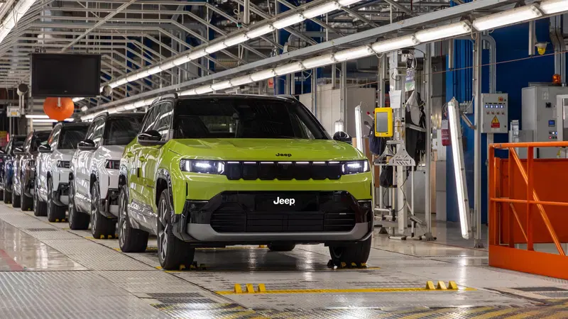 Stellantis, boccata d'ossigeno per Melfi: parte la produzione della nuova Jeep Compass