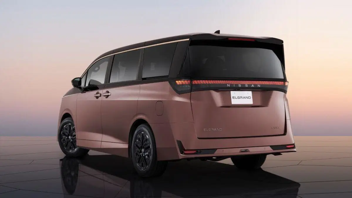 Nissan riparte alla grande: nuova Elgrand di lusso, Ariya aggiornata e il ritorno della leggendaria Patrol (2)