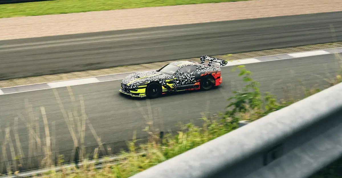 Mercedes-AMG GT Track Sport: il mostro da pista che ridefinisce l'estremo &egrave; finalmente in strada