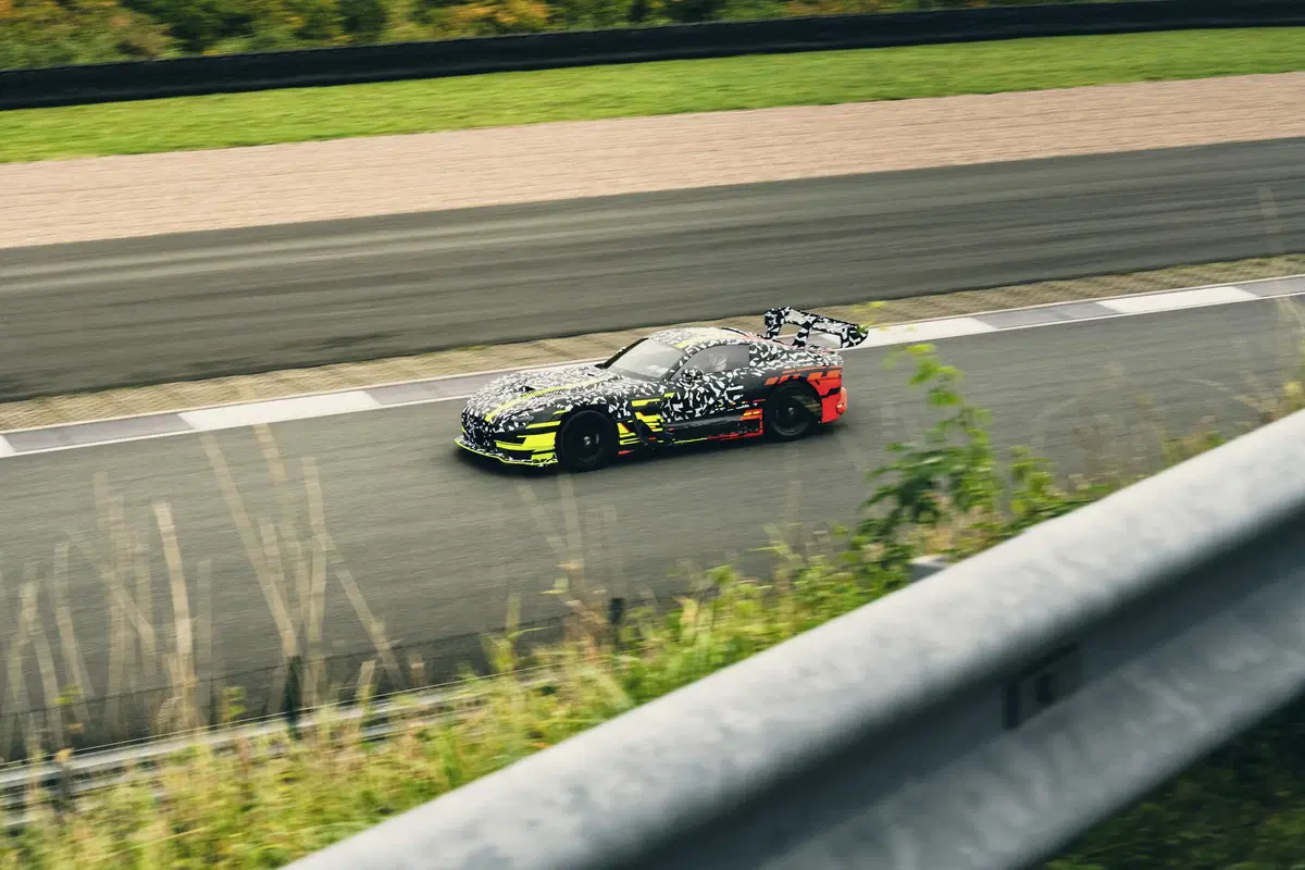 Mercedes-AMG GT Track Sport: il mostro da pista che ridefinisce l'estremo &egrave; finalmente in strada