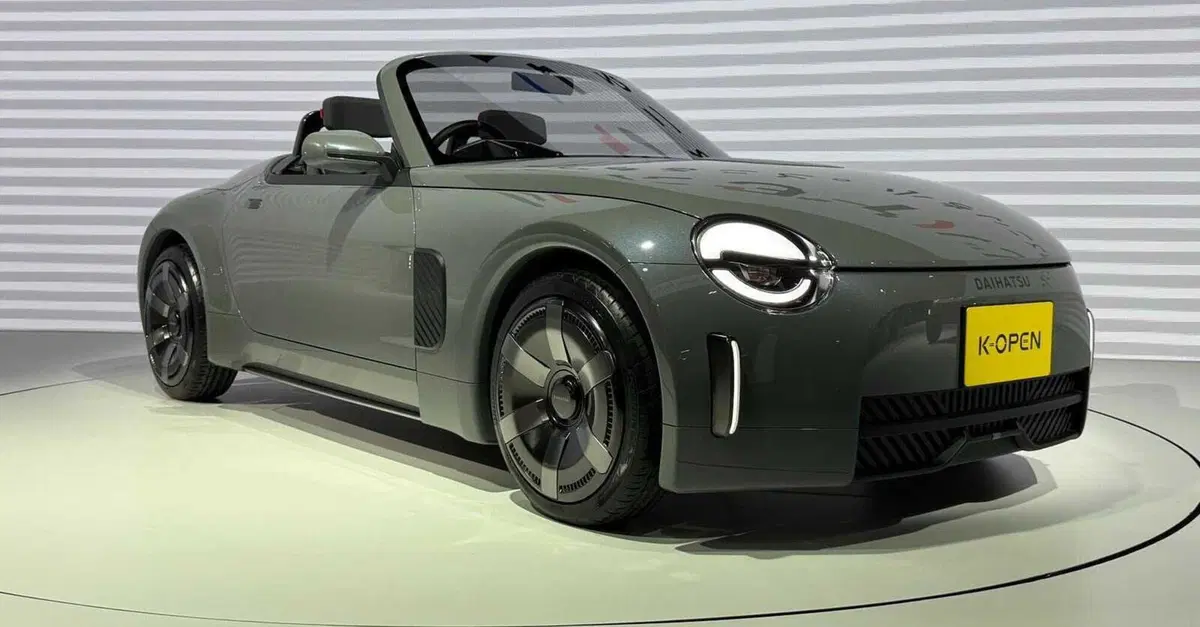 Torna la spider da sogno (in miniatura): la Daihatsu K-Open &egrave; termica, leggera e a trazione posteriore