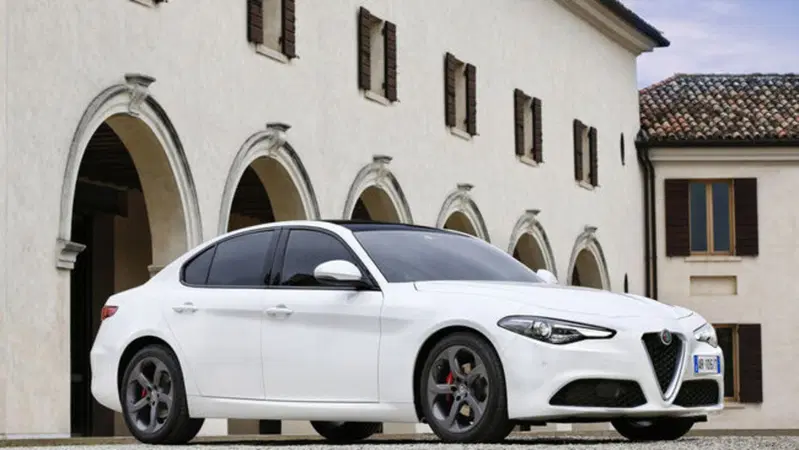 Alfa Giulia vs "Le tedesche": i primi dati di vendita 