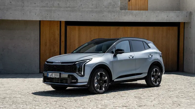 &Egrave; davvero imbattibile? 10 cose che (forse) non sapevi della Kia Sportage restyling 2025 [VIDEO]