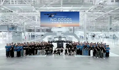 La prima auto volante &egrave; realt&agrave;: inizia la produzione a Guangzhou della XPeng Aridge
