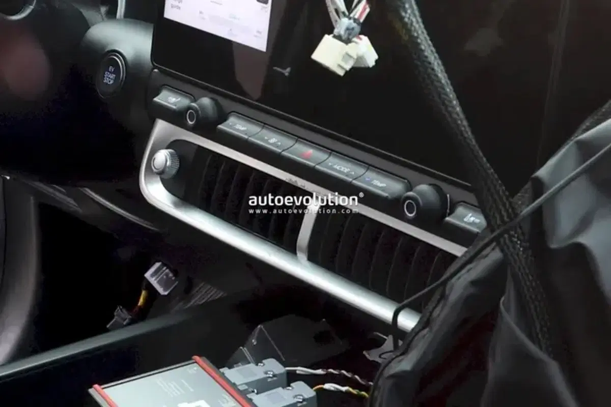 Interni della nuova Hyundai IONIQ 3 (3)