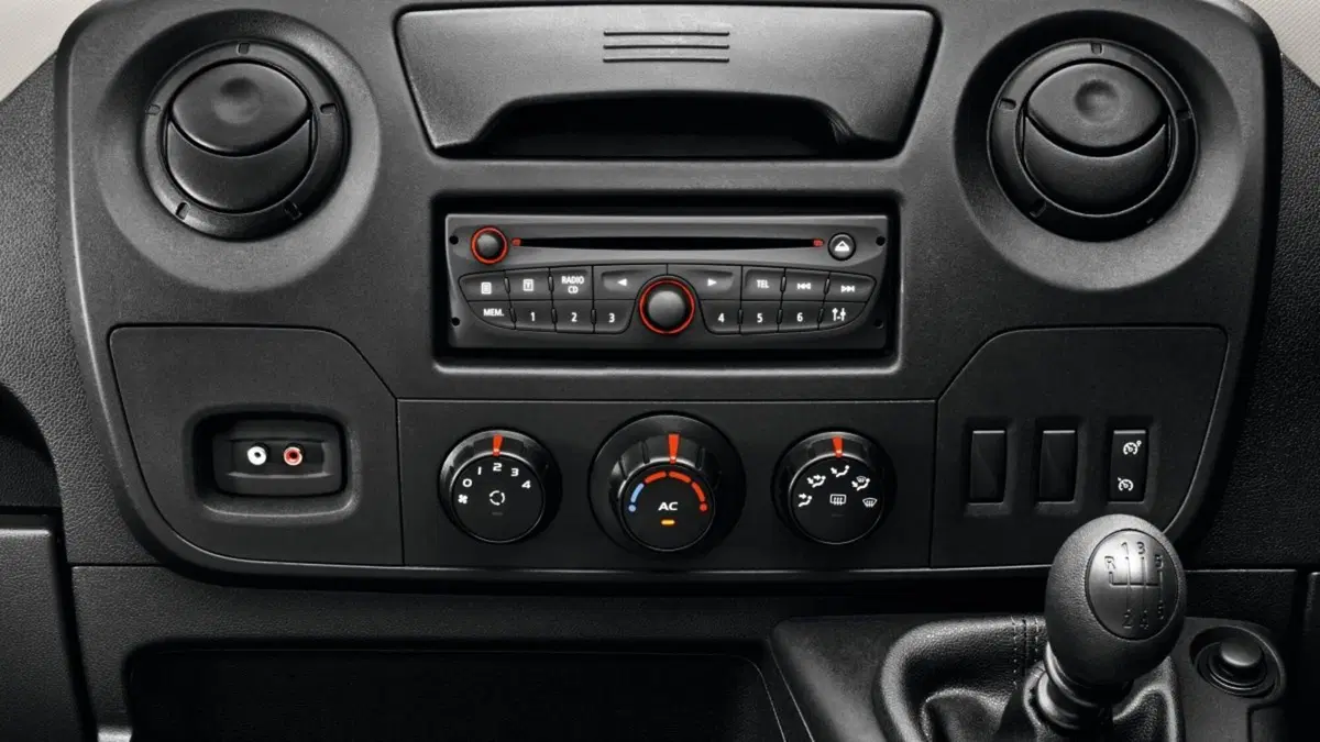 Renault Master Furgone T28 2.3 dCi 150 QS PC-TN Furgone Energy Ice Plus (16)