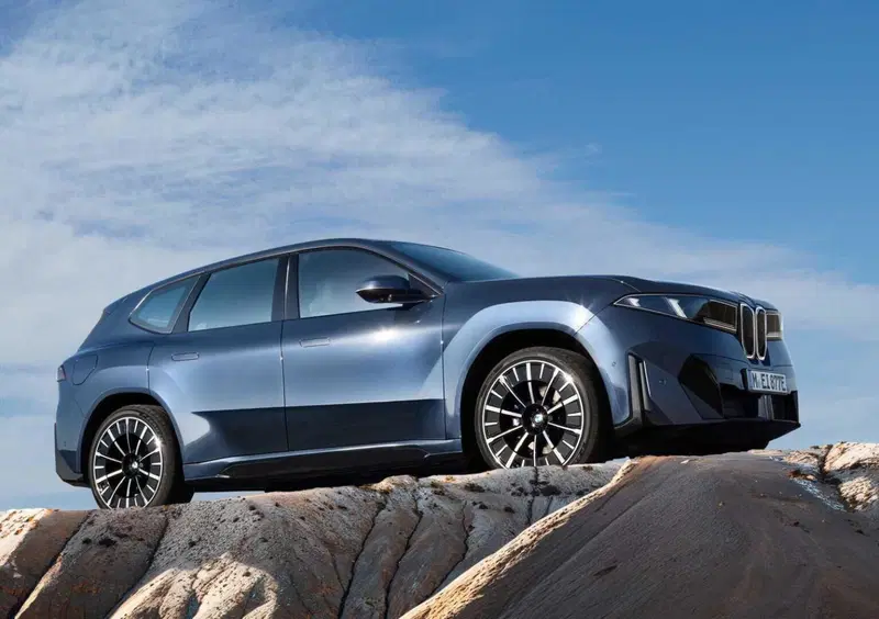 BMW iX3 (2025-->>) (6)
