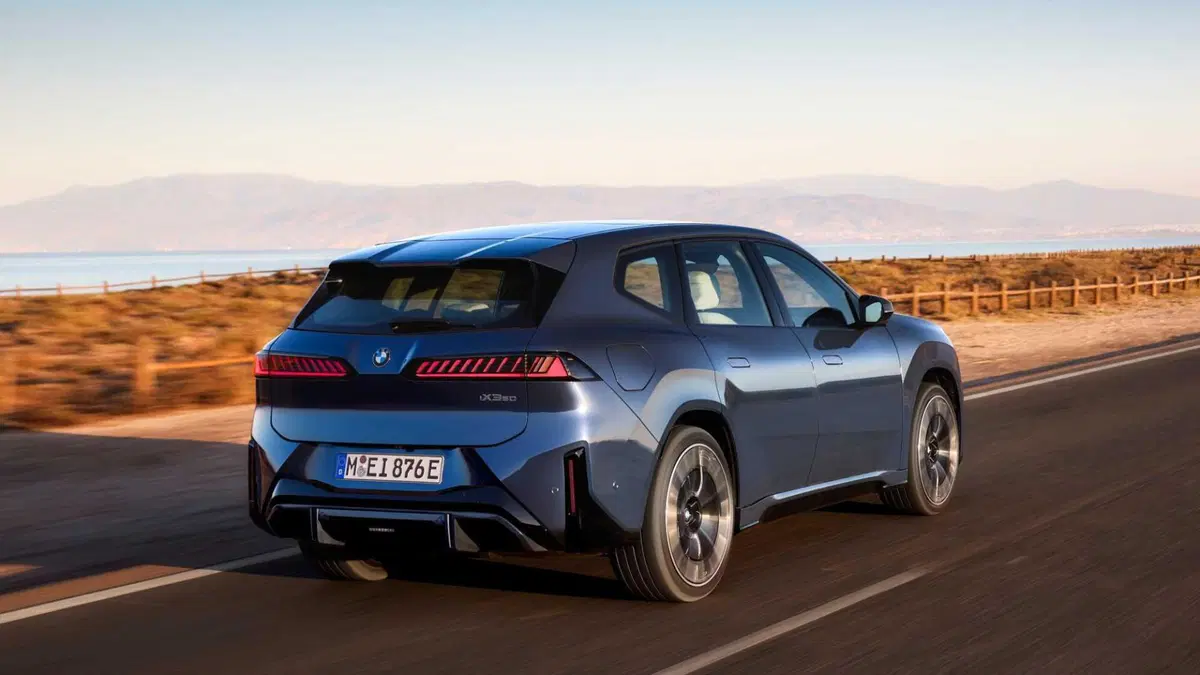 BMW iX3 (7)