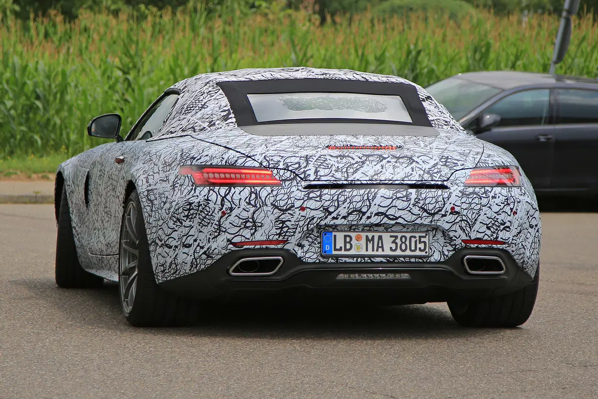 Mercedes AMG GT Roadster (9)
