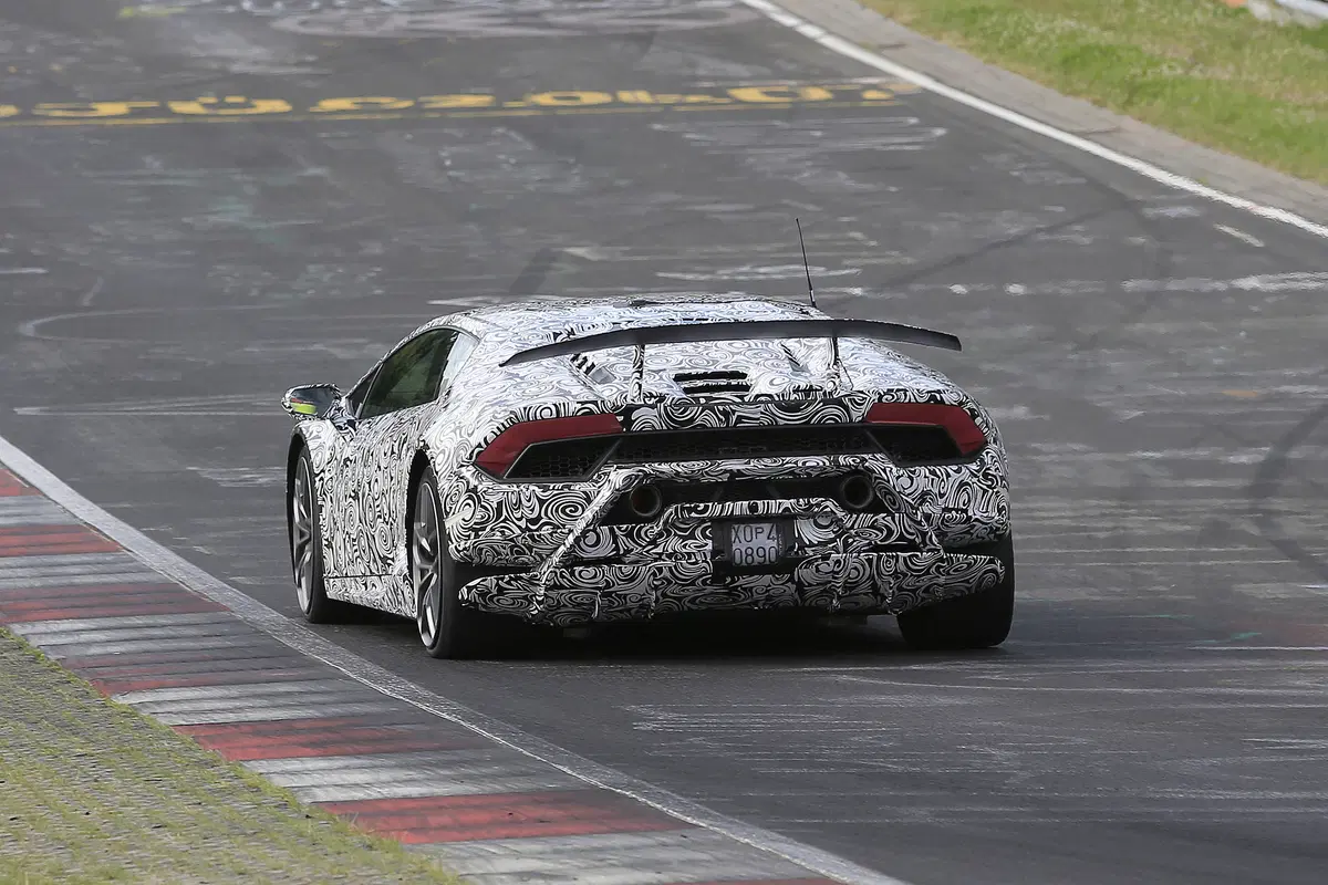 Lamborghini Huracan Superleggera (5)